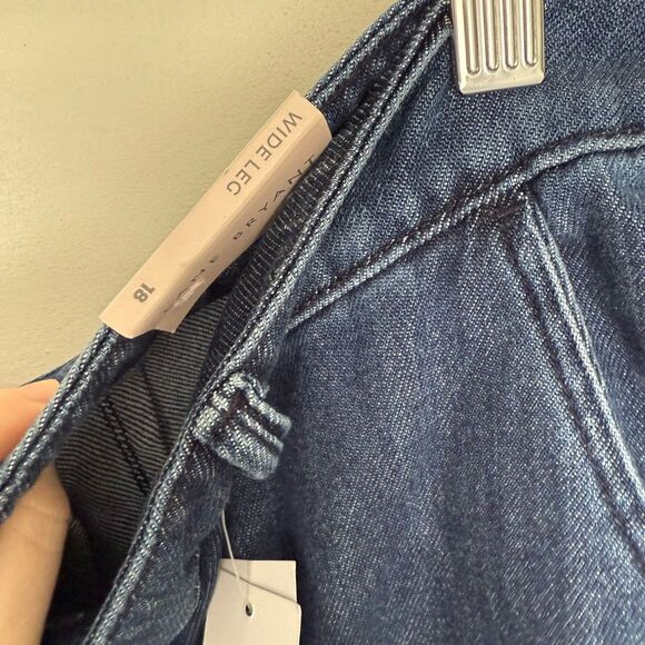 Lane Bryant Women’s 18 Blue Denim Wide Leg Jeans New - Picture 3 of 7